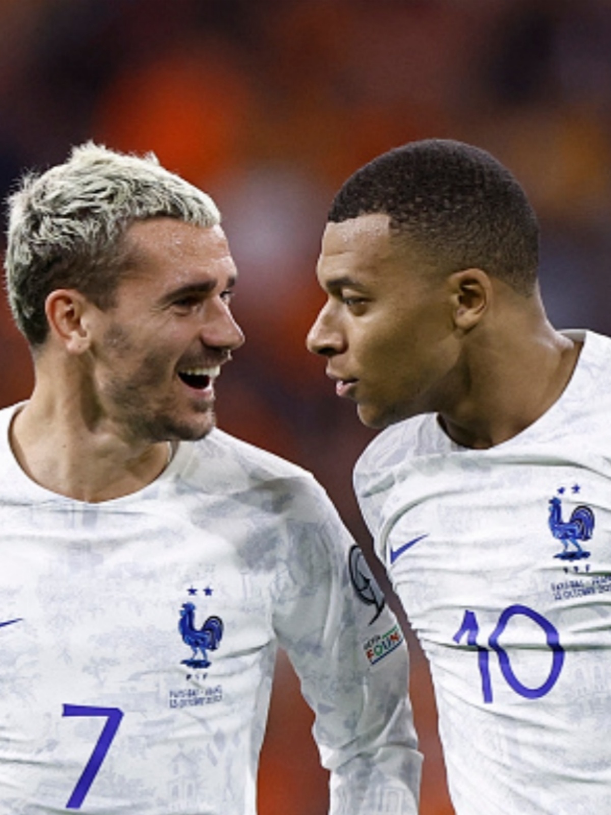 今晨欧超杯焦点战，塞维利亚远射贴柱，悬念犹存，年轻球员得到机会的简单介绍