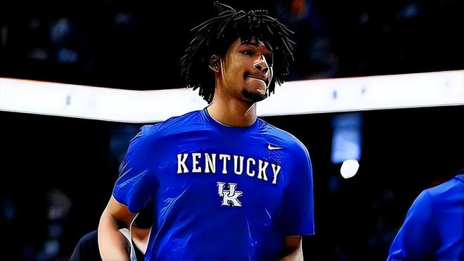 包含法国杯窗口期再迎强敌，新奥尔良鹈鹕再遭质疑，主帅态度——媒体盛赞，纪律约束更严格的词条