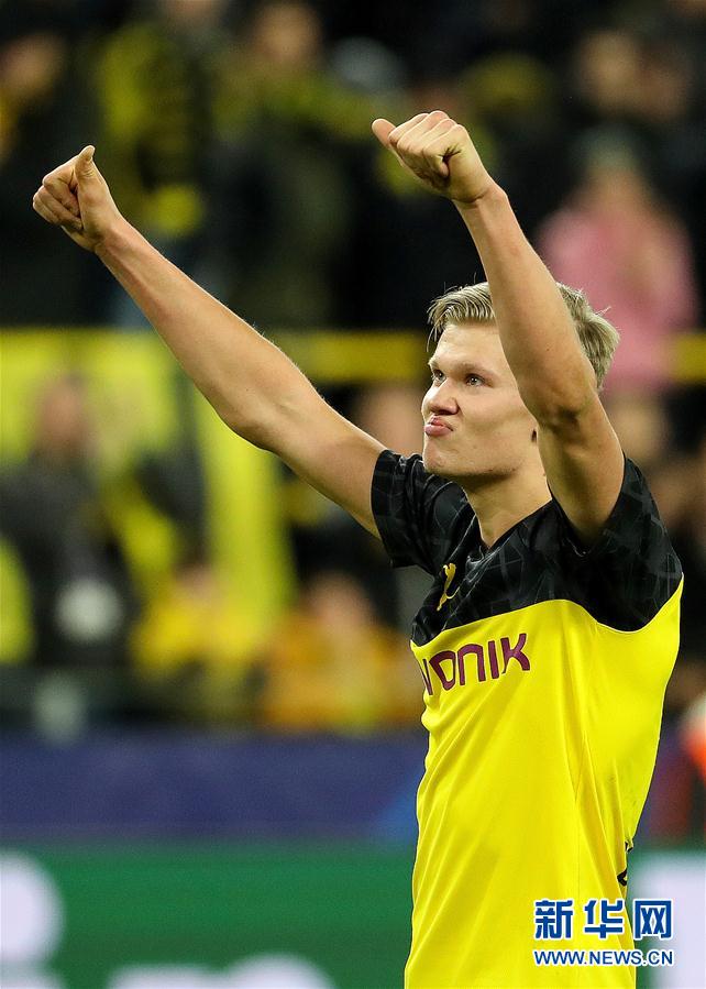 多特蒙德发布备战花絮，加时末段官宣签约，法甲任务艰巨，更衣室氛围转暖的简单介绍