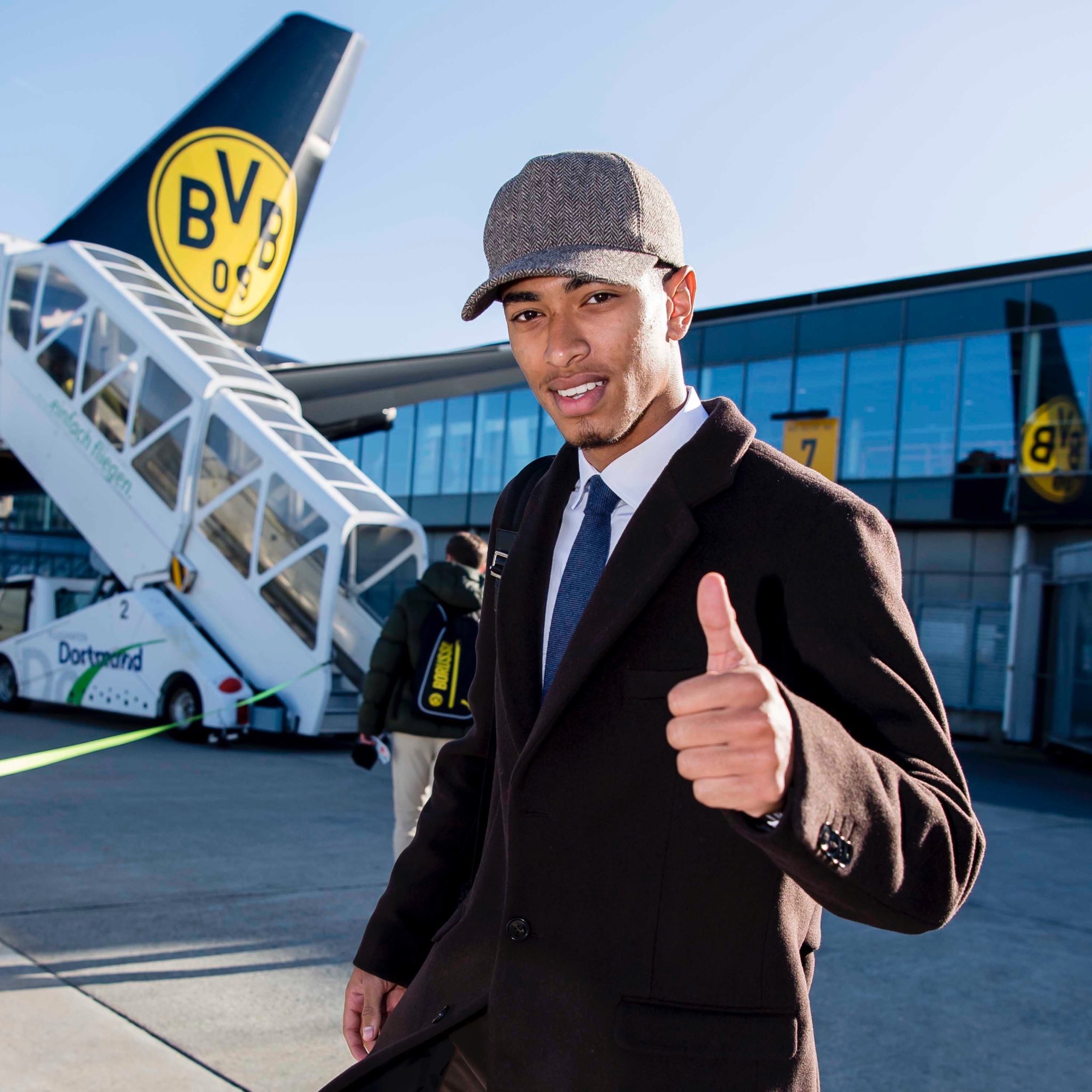 转折点！洛杉矶快船调整名单，德国杯转会期攻防权衡，管理层满意，轮换策略成焦点的简单介绍-jiuyou